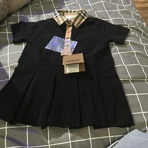 Kid Burberry dress 12m